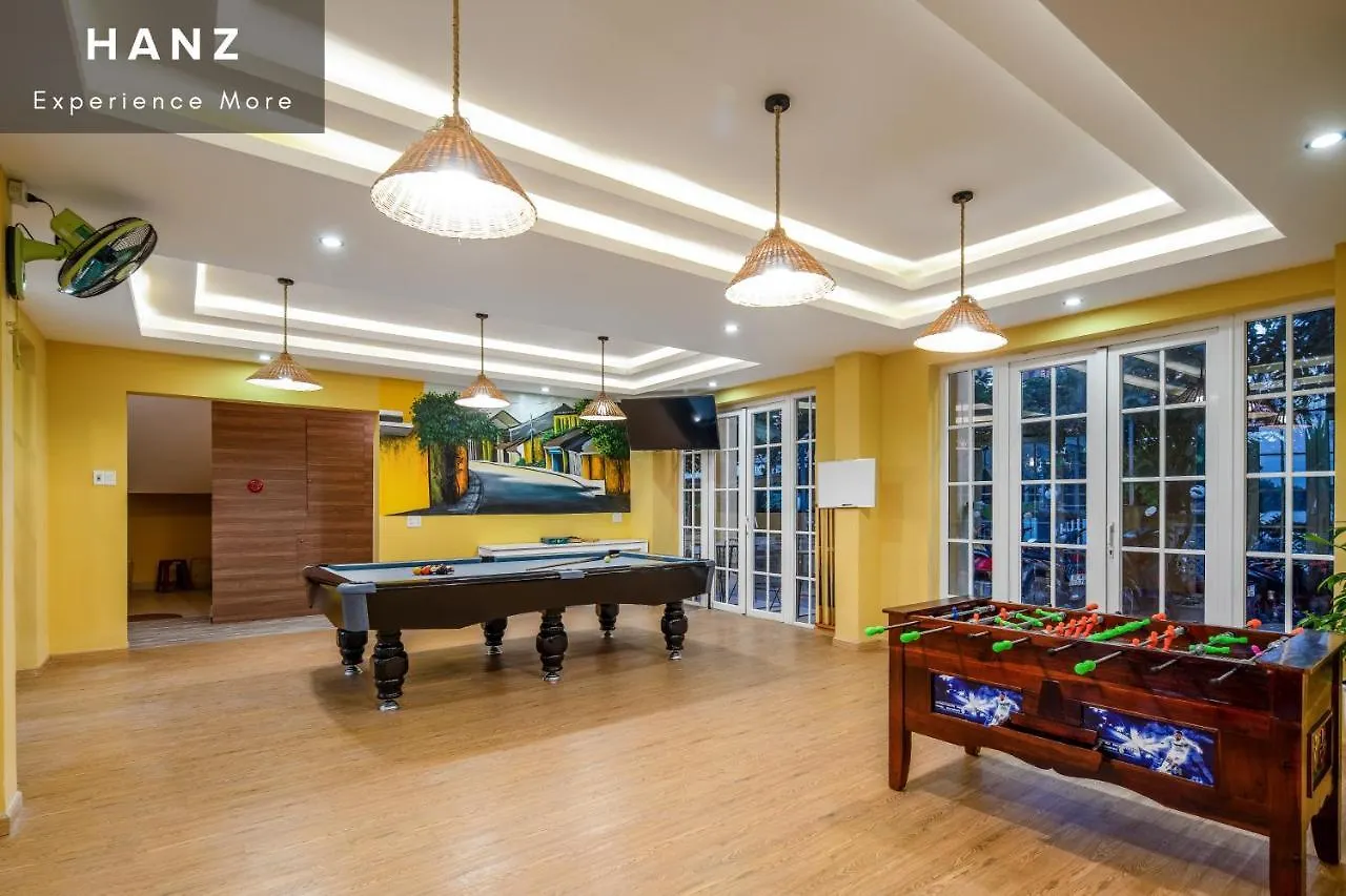 Hanz Triple Riverside Villa Hoi An