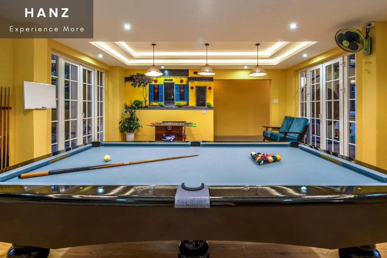 Hanz Triple Riverside Villa Hoi An