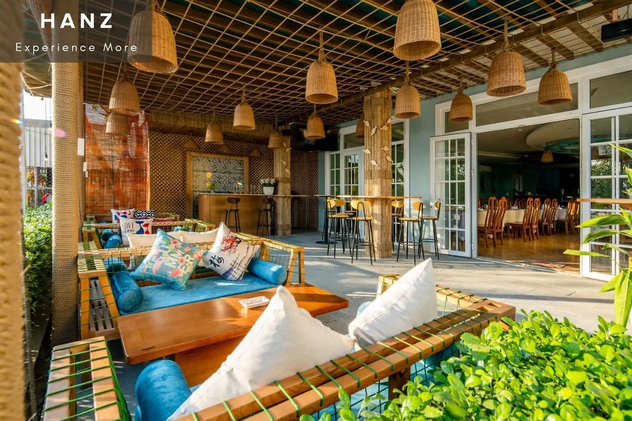 Hanz Triple Riverside Villa Hoi An Vietnam
