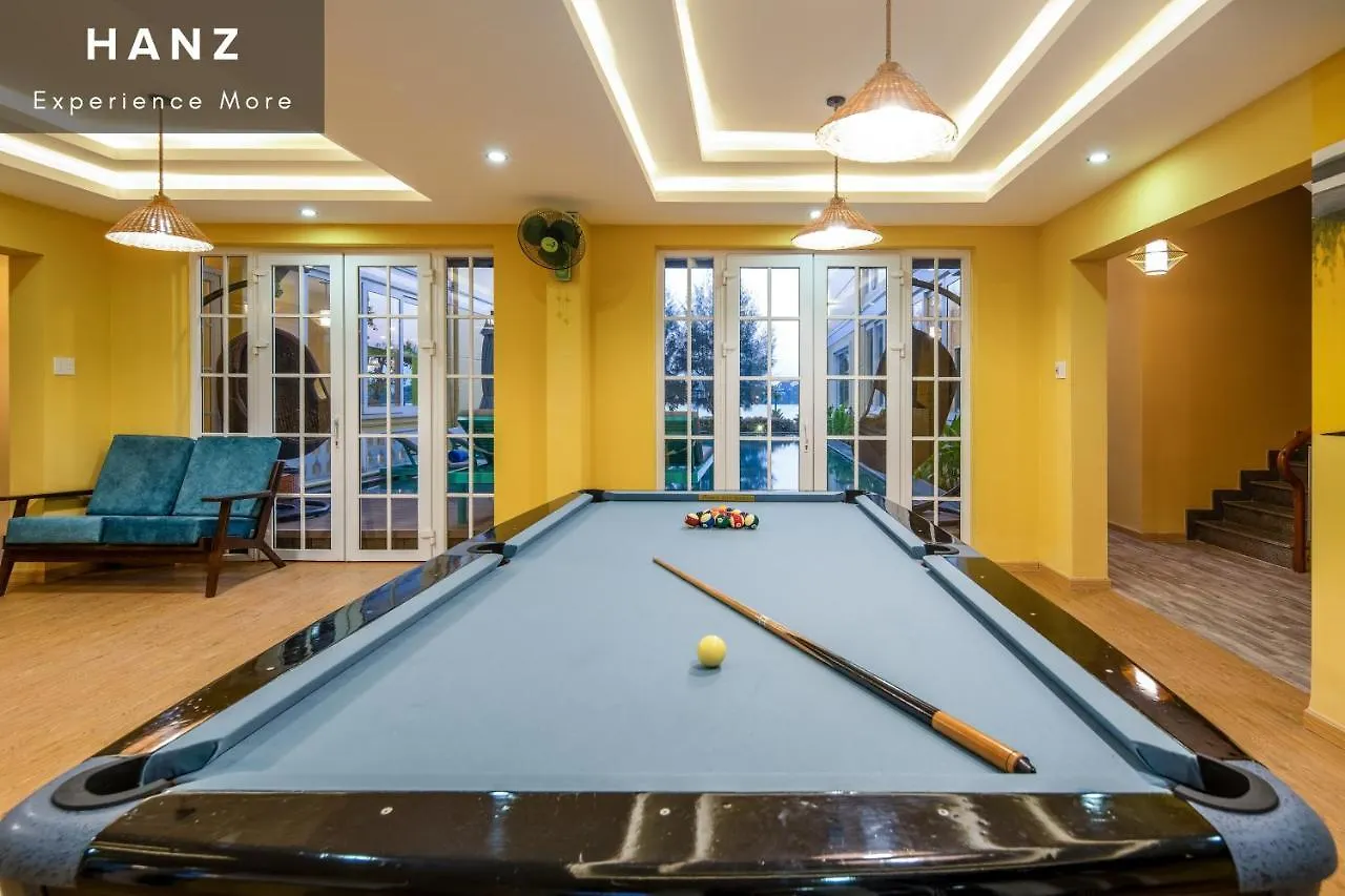 Hanz Triple Riverside Villa Hoi An