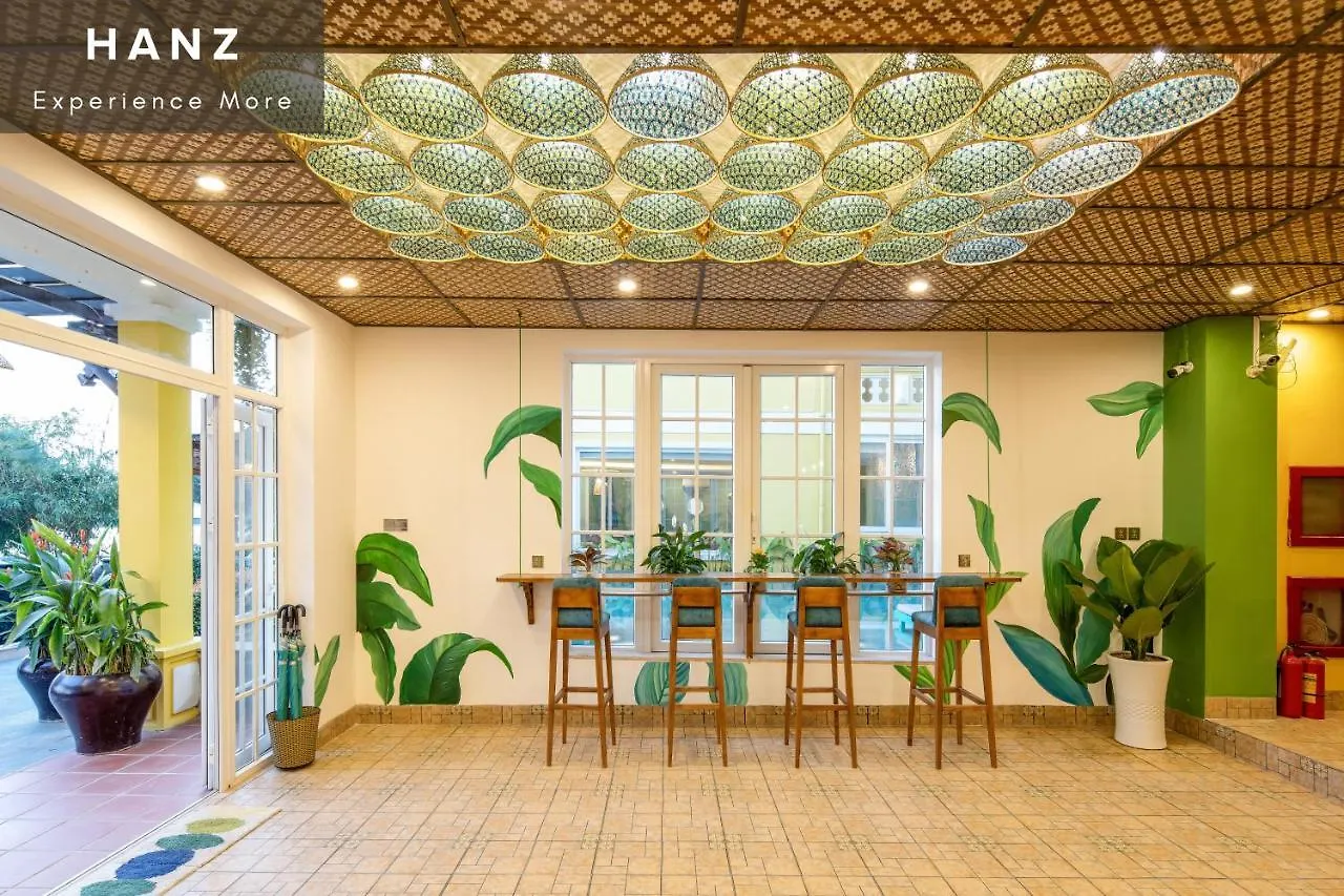 Hanz Triple Riverside Villa Hoi An